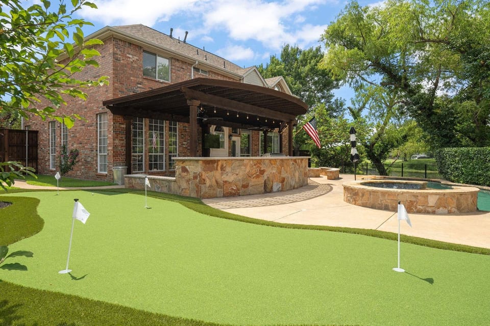 Test your short game with the four-hole putting green! 