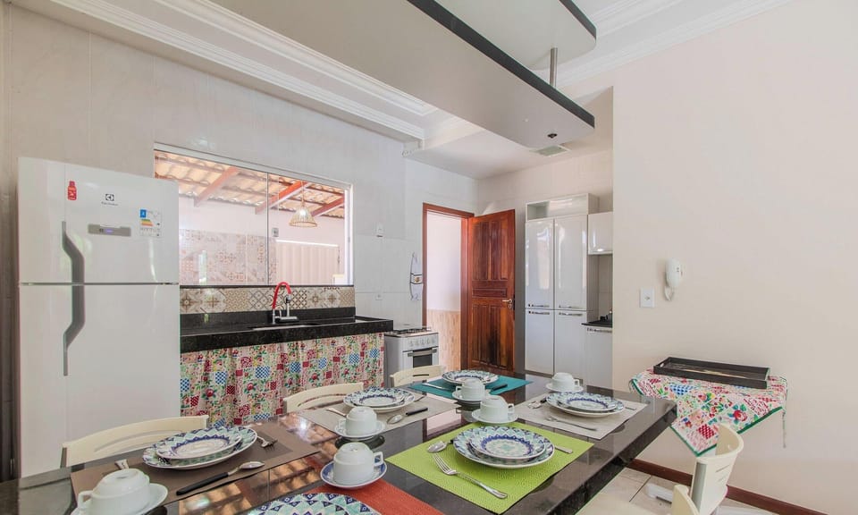 Basic Apartment | Private kitchen | Cookware/dishes/utensils