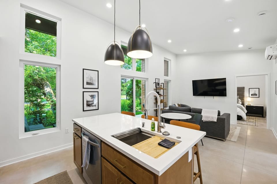 Indoors, Home Decor, Furniture, Living Room, Kitchen
