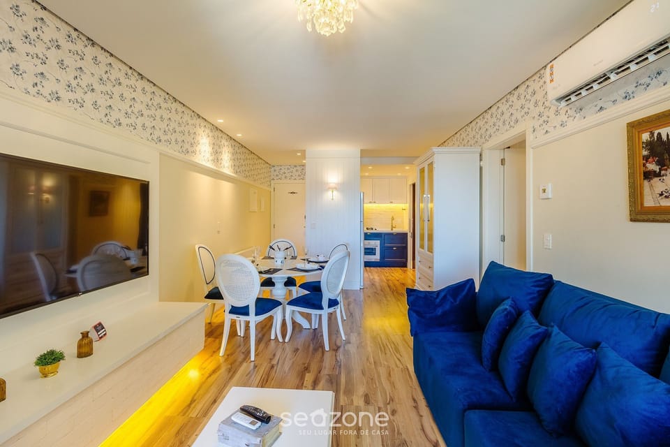 Apartment | Living area | TV