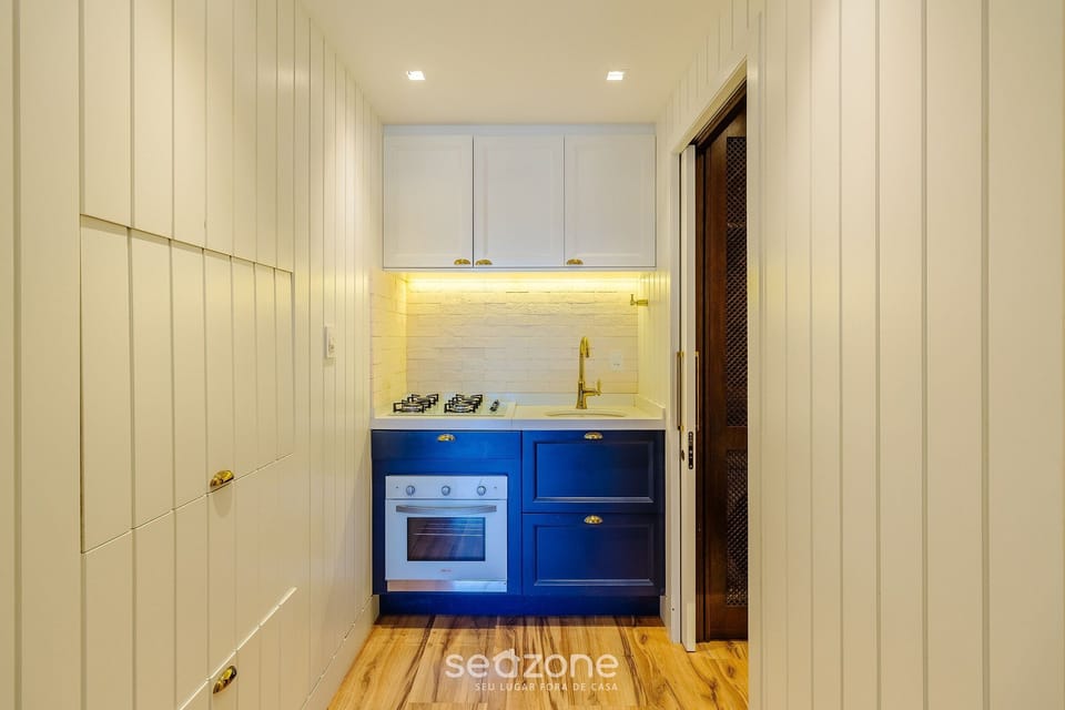 Apartment | Private kitchen | Cookware/dishes/utensils