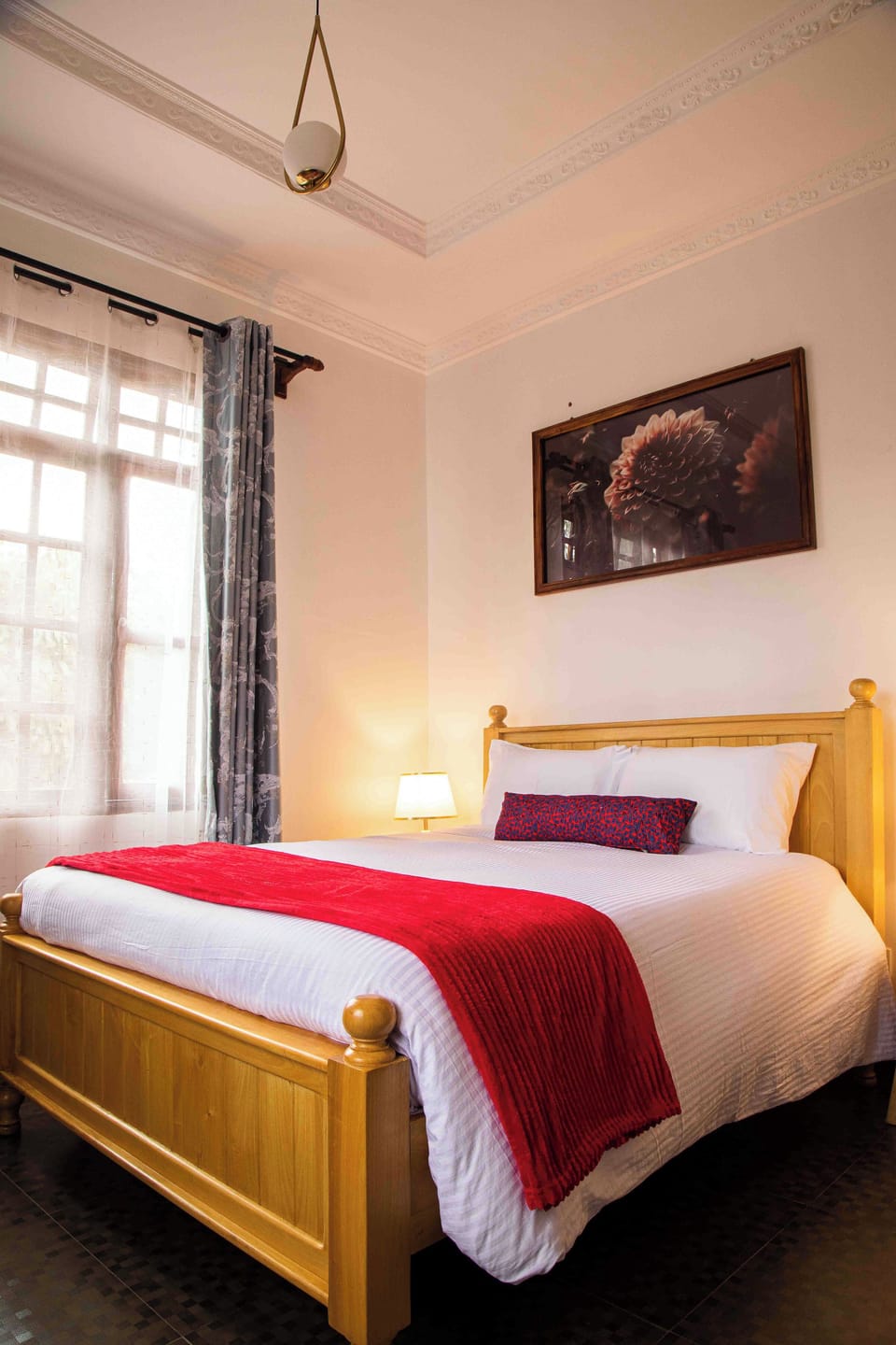 Suite, Garden View | Desk, laptop workspace, iron/ironing board (on request), WiFi (free)