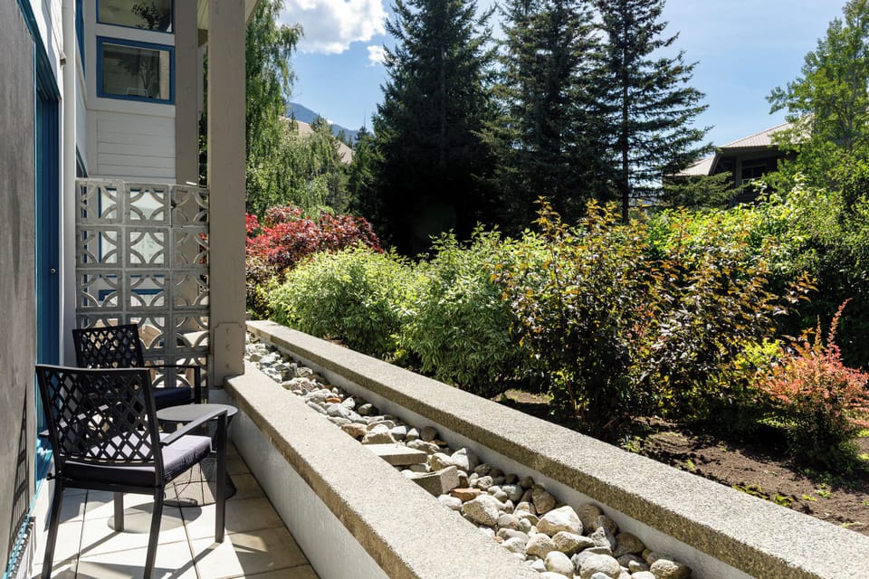 Condo, Multiple Beds, Pool Access, Mountain View (lute Escape at Greystone Lodge) | Terrace/patio