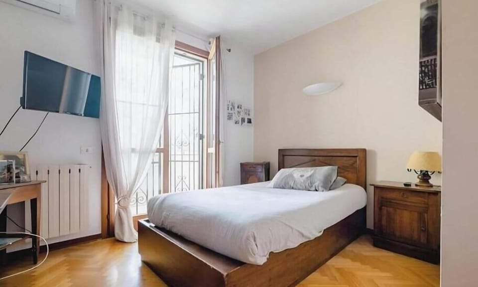 Single Room, Patio, Park View | WiFi (free)