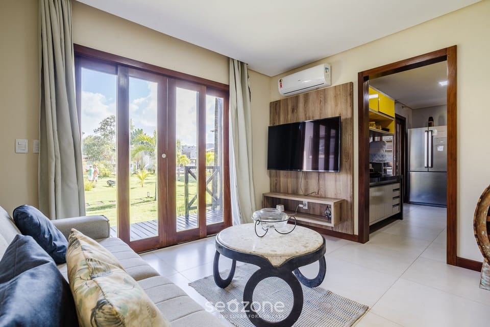 Apartment | Living area | 32-inch Smart TV with digital channels