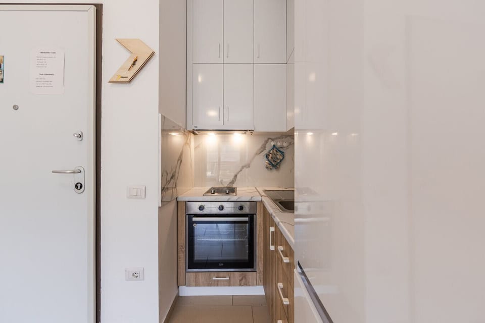 Fully-equipped kitchen