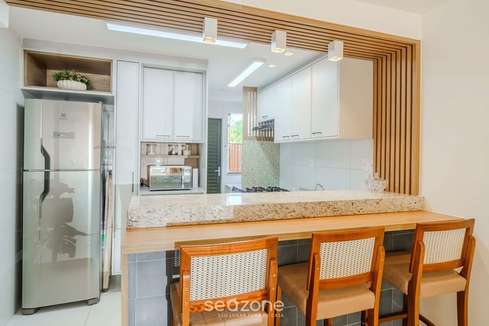 Basic Apartment | Private kitchen | Cookware/dishes/utensils