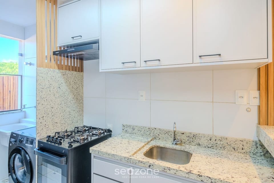 Basic Apartment | Private kitchen | Cookware/dishes/utensils