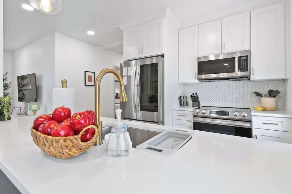 Stunning updated kitchen with stainless steel appliance 