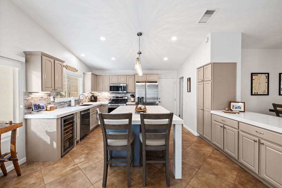 Kitchen island and bar