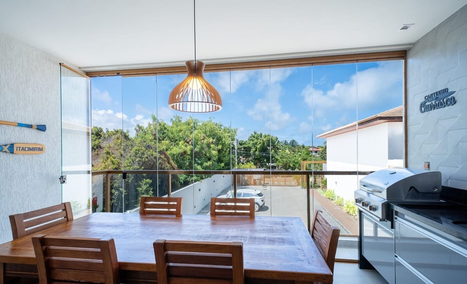 Basic Apartment | Dining
