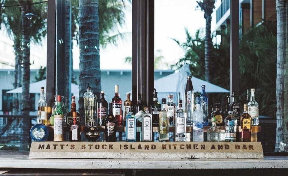 Marina Bar