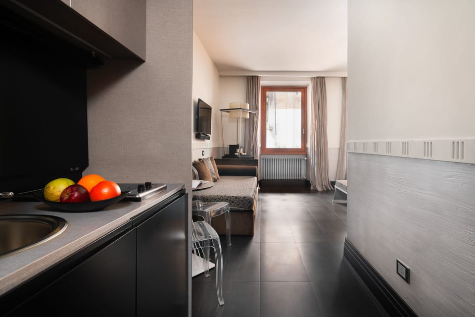 Luxury Suite (6 people) | Private kitchen | Coffee/tea maker, electric kettle