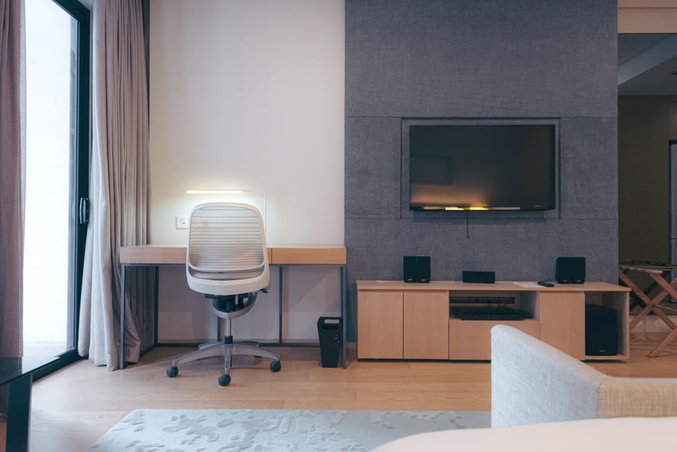 Executive Studio, Balcony | Desk, laptop workspace, blackout drapes, soundproofing