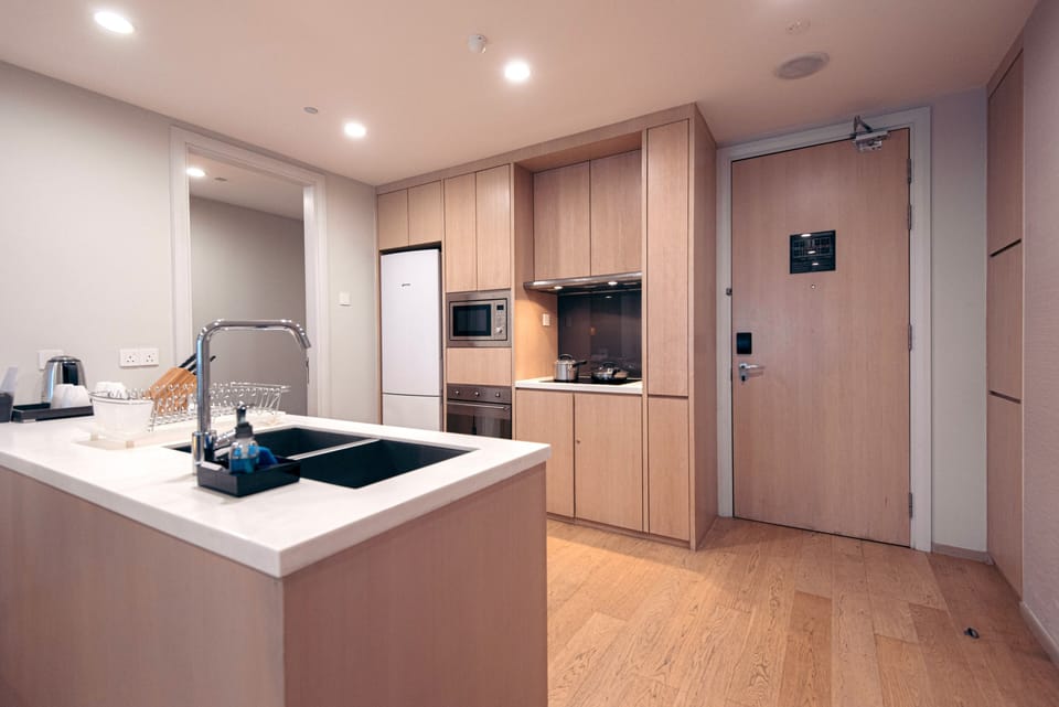 Premier Apartment, 2 Bedrooms, Balcony | Desk, laptop workspace, blackout drapes, soundproofing