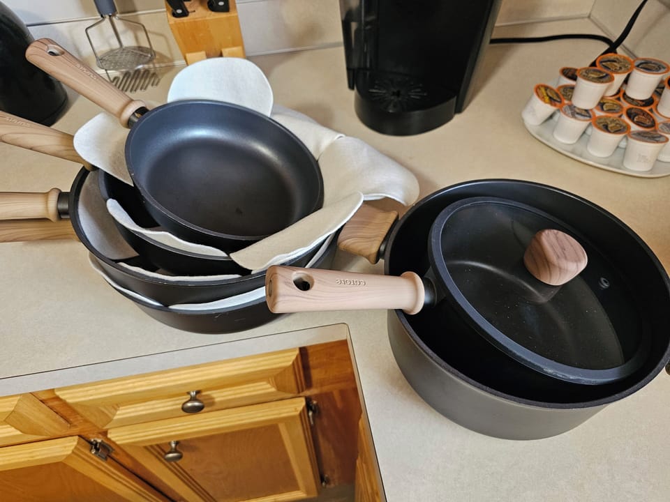 Full sets of pots and pans