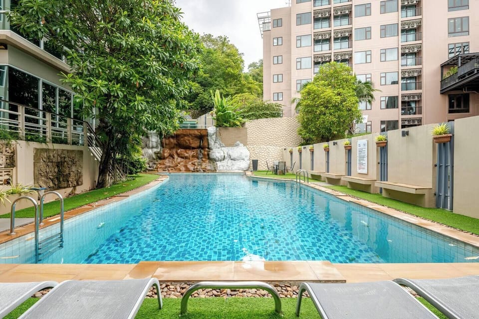 4.11 Karon View 2 Bed, 5 Minutes walk Karon Beach (6002)