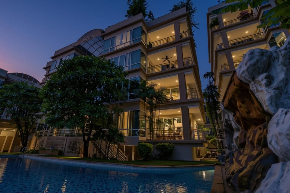 4.11 Karon View 2 Bed, 5 Minutes walk Karon Beach (10994)