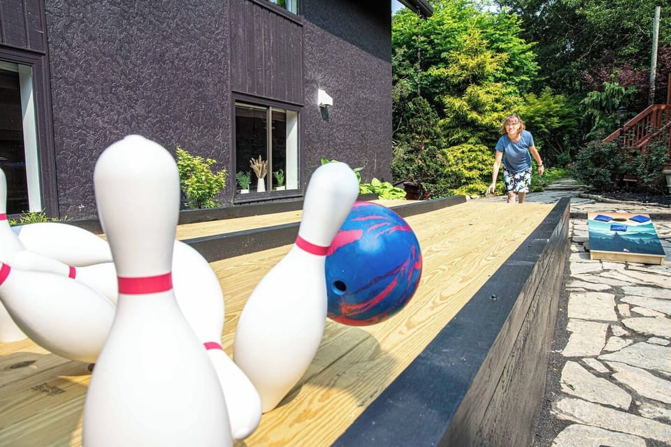 [Bowling Alley] ✨✨ This is one of the ONLY homes in the entire Asheville area with a bowling alley! Two lanes - unleash the competition with your entire party! ✨