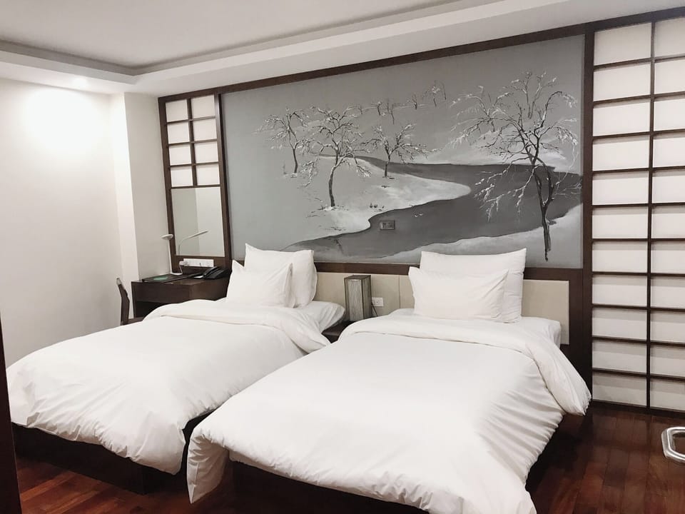 In-room safe, soundproofing, free WiFi