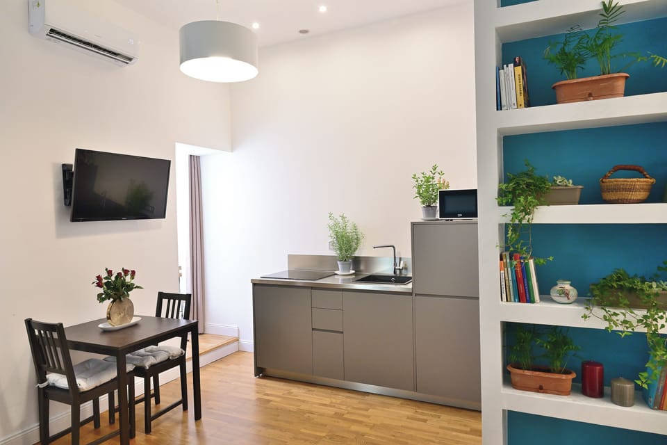 Apartment | Private kitchen | Espresso maker, electric kettle