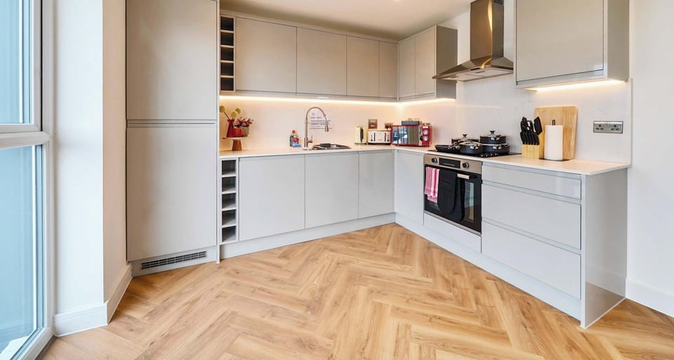 FULLY EQUIPPED KITCHEN, GET A SMALL DISCOUNT BY USING THE COUPON CODE "STAY5" ON OUR REDWOOD STAYS . COM WEBSITE!