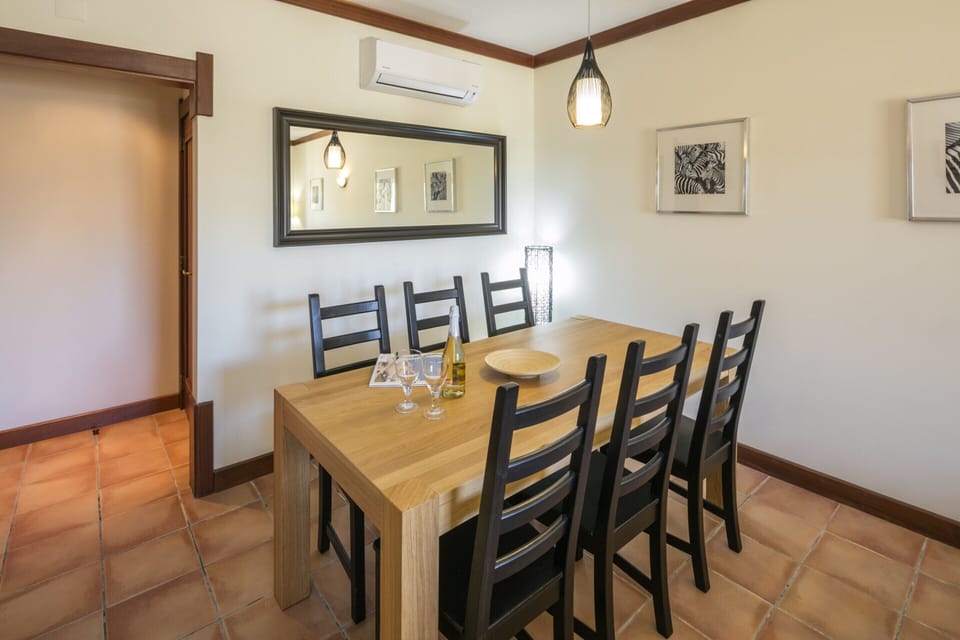 House | Dining