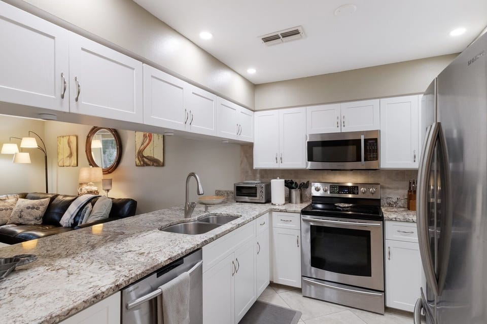 House, 3 Bedrooms | Private kitchen | Coffee/tea maker, fridge, toaster