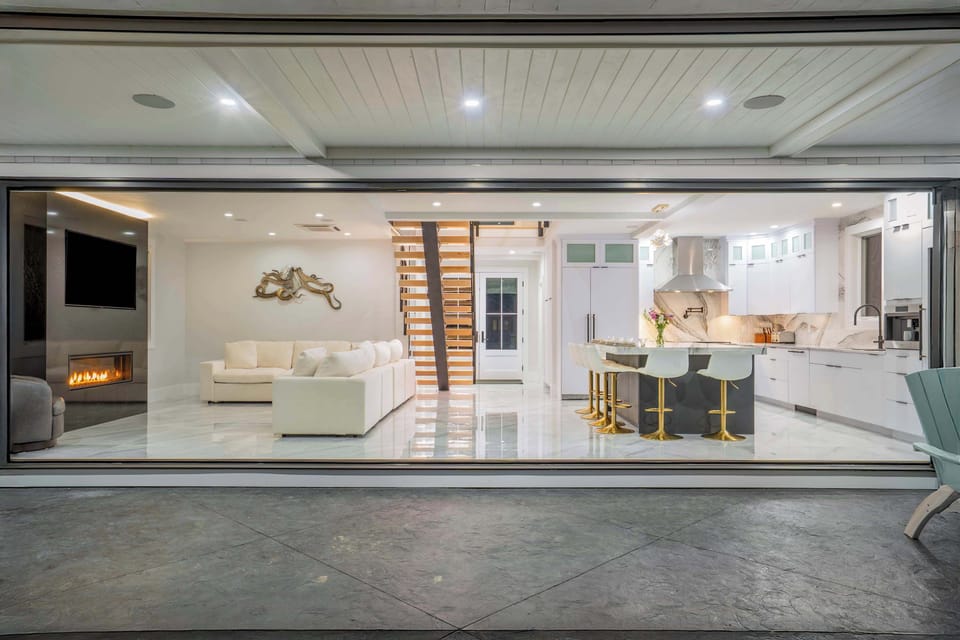House, Multiple Beds, Patio, Ocean View (Crescent’s Pearl) | Interior