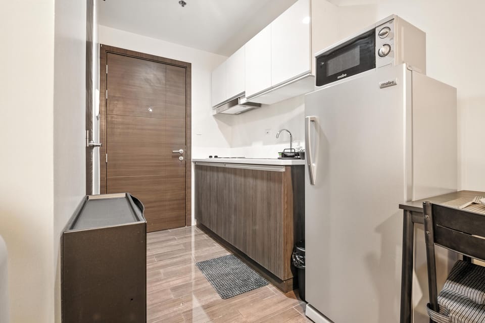 Room, 1 Bedroom, City View | Interior