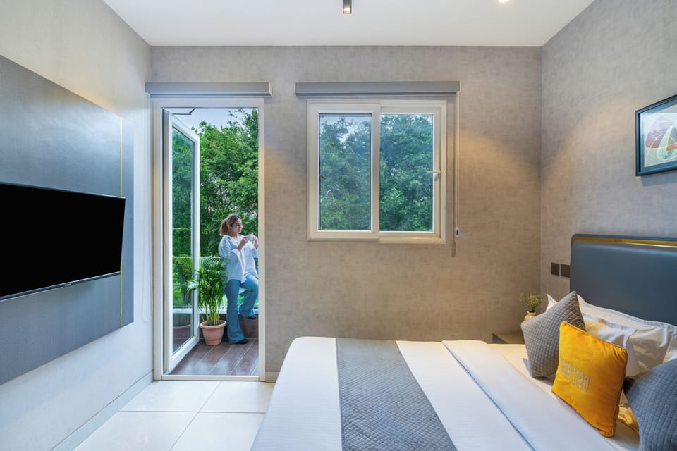 Deluxe Double Room, Balcony, Garden View | Balcony view