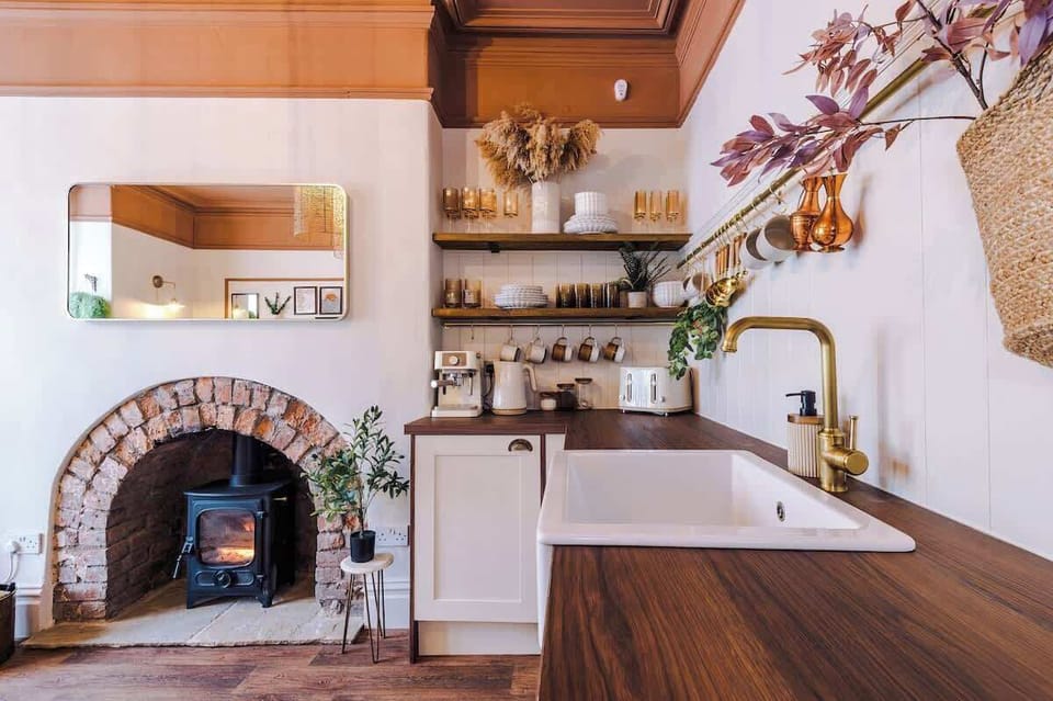 Fully equipped kitchen. Spacious, functional design with everything you need for home-cooked meals