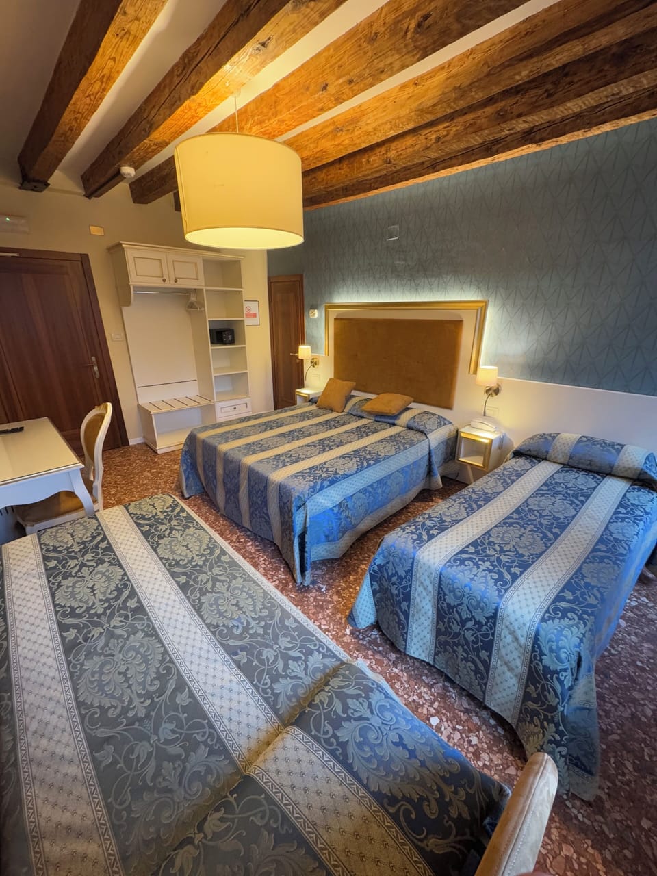 Superior Quadruple Room | Desk, free WiFi, bed sheets