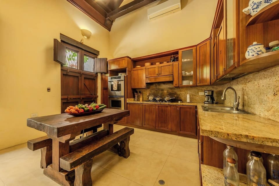 Fully equipped kitchen