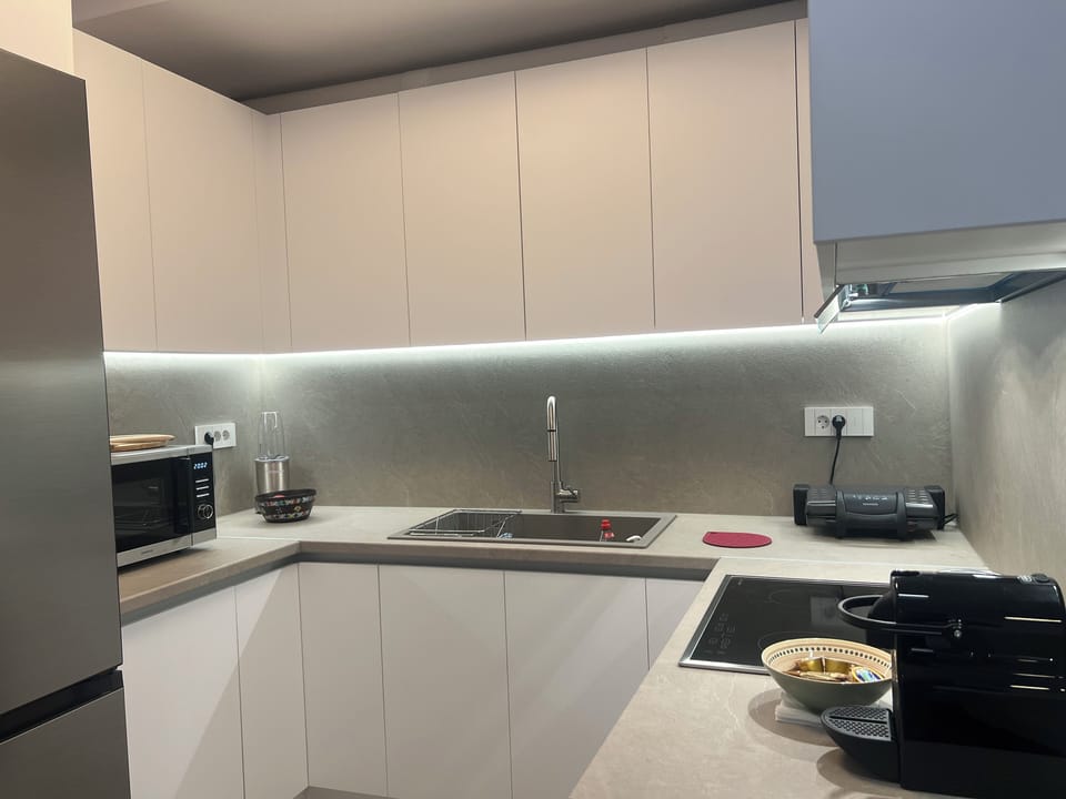 Feel at home with home made meals in the fully equipped kitchen