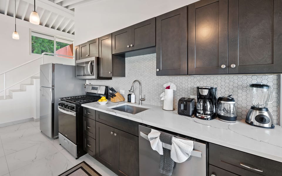 New kitchen with everything you need to cook while on vacation