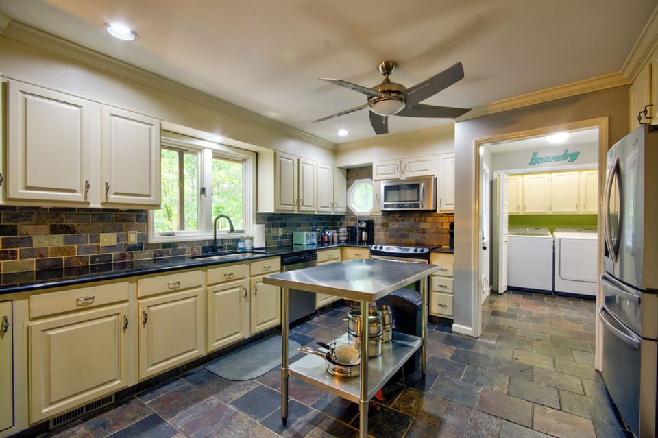 Fully stocked kitchen and laundry room