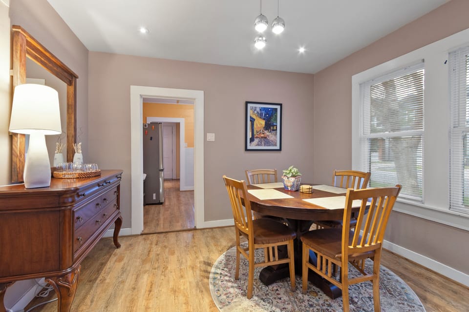 Cook something up and have your meal at this table for 4