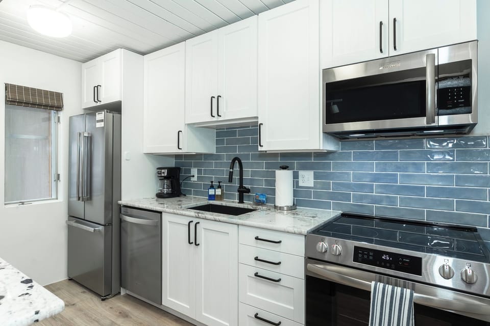 Updated kitchen with all new appliances