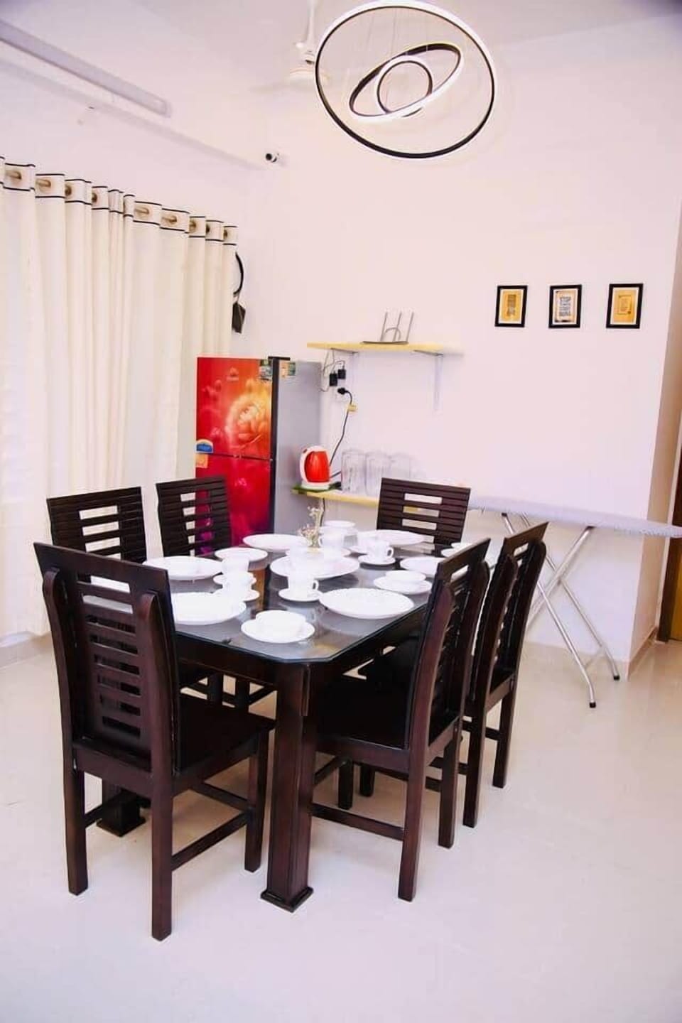 Stylish dining table perfect for family meals and gatherings
