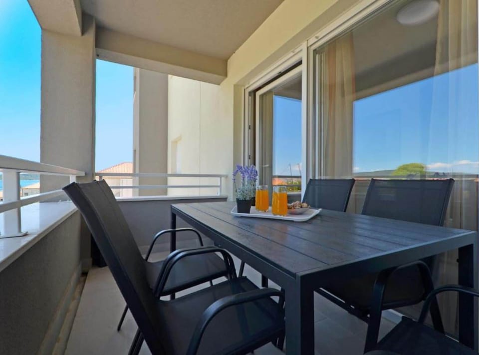 Apartment (Three Bedroom Apartment with Balcony) | Balcony