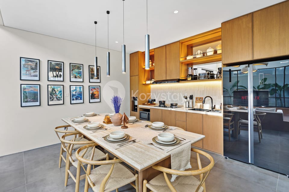 Villa, 4 Bedrooms, Pool View | Dining room