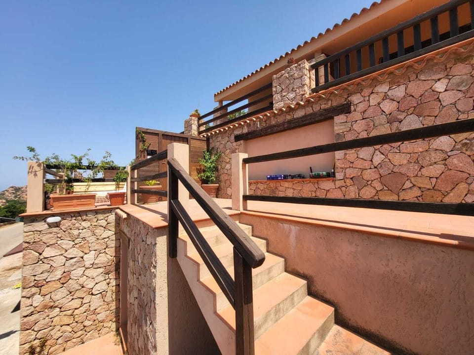House, 2 Bedrooms, Smoking, Private Pool | Property grounds