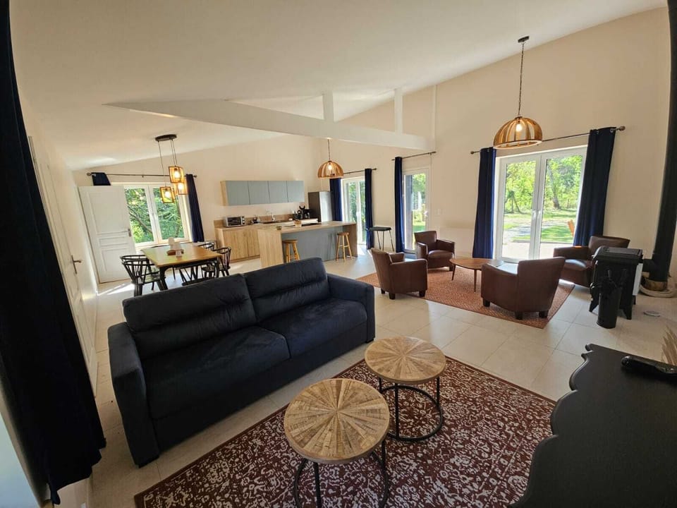 Deluxe House, 2 Bedrooms, Garden View | Living area | Flat-screen TV