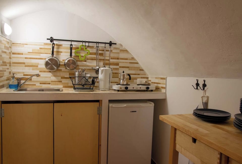 Family Quadruple Room | Private kitchen | Espresso maker