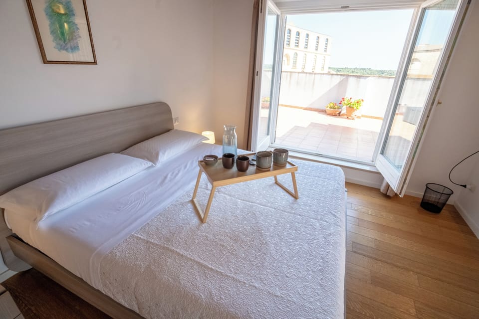 Junior Suite | Desk, laptop workspace, free WiFi, bed sheets