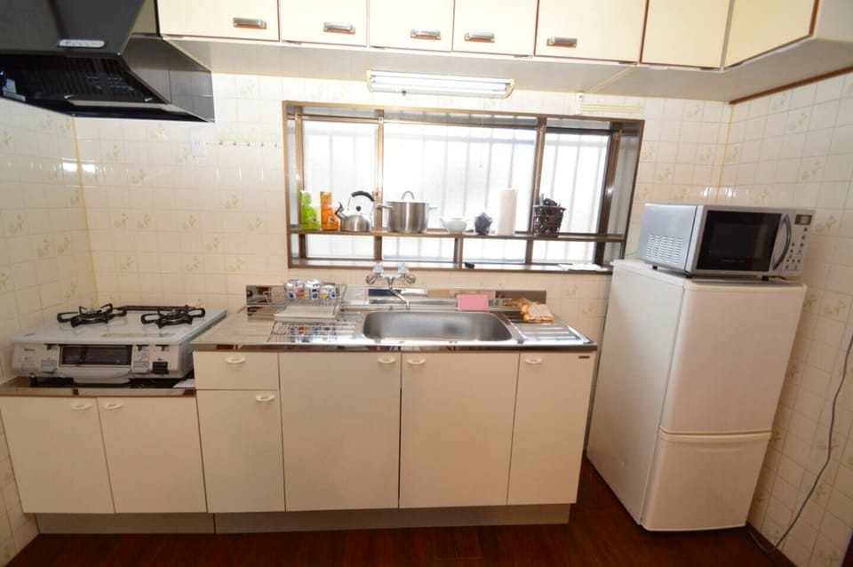 Villa, Non Smoking | Private kitchen | Fridge, microwave, stovetop, electric kettle
