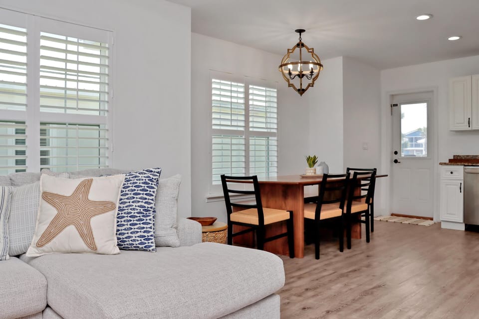 House, Multiple Beds (Dub's Beach Retreat) | Living area