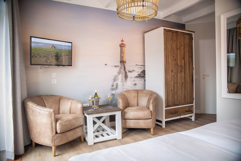 Double Room, Balcony | Free WiFi
