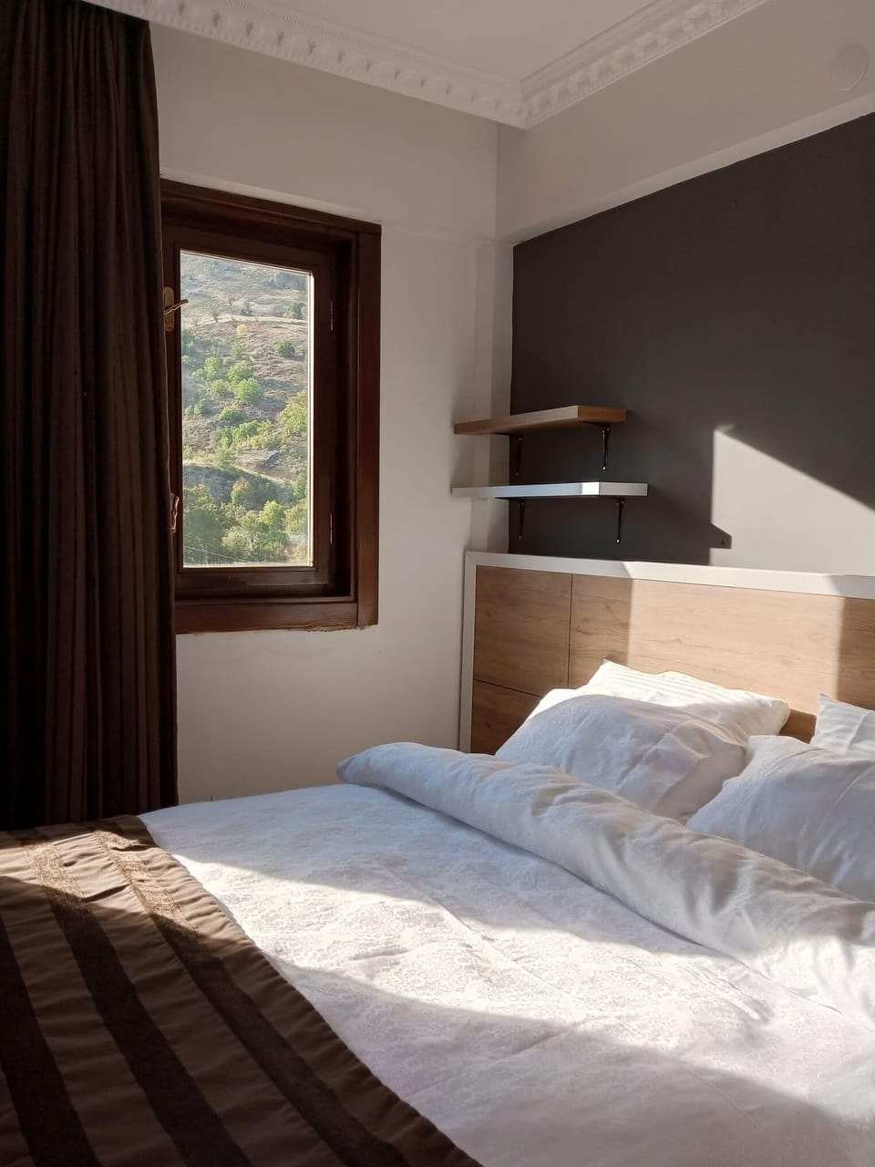 Minibar, desk, laptop workspace, blackout drapes
